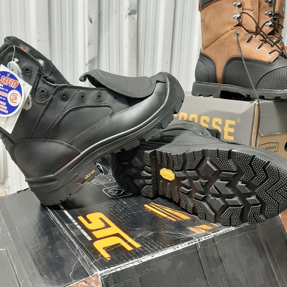 Man's working boots - Picture 3 of 10